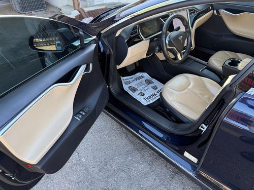 2014 Tesla S85 — photo 14