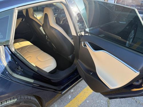 2014 Tesla S85 — photo 28