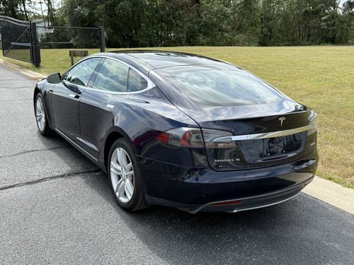2015 Tesla S P85D — photo 10