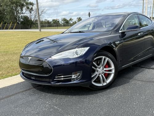 2015 Tesla S P85D — photo 16
