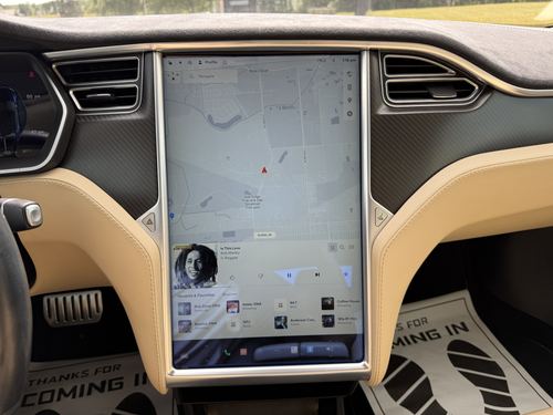 2015 Tesla S P85D — photo 22