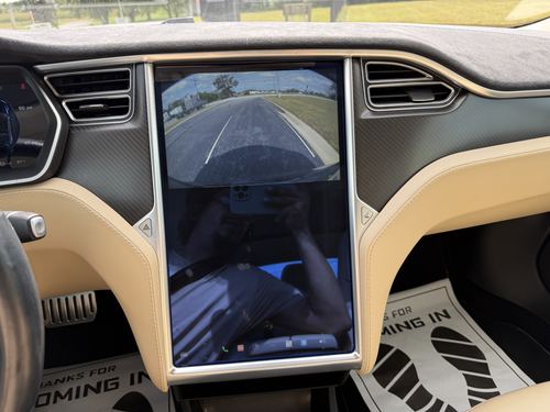 2015 Tesla S P85D — photo 27