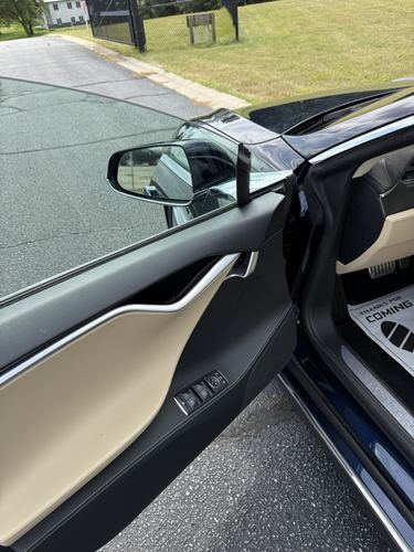 2015 Tesla S P85D — photo 34