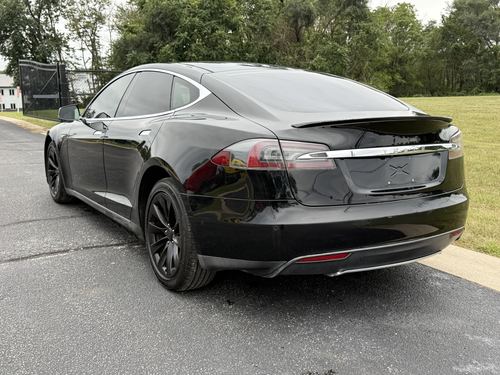 2015 Tesla S P85D — photo 12