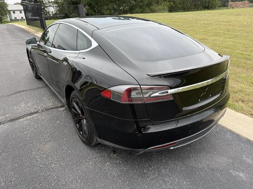 2015 Tesla S P85D — photo 13
