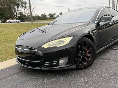 2015 Tesla S P85D — photo 16
