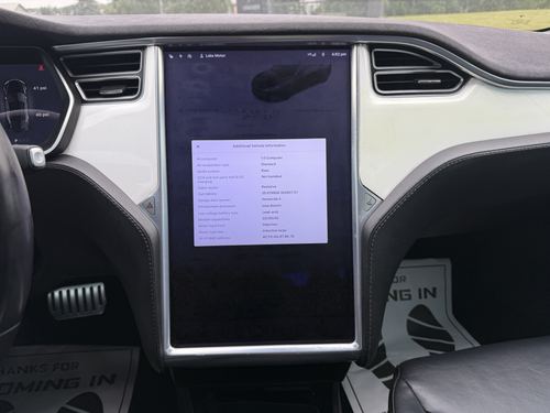 2015 Tesla S P85D — photo 27