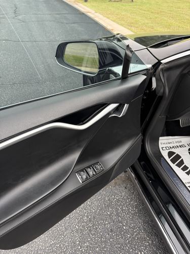 2015 Tesla S P85D — photo 34
