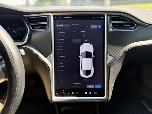2015 Tesla S70D — photo 24