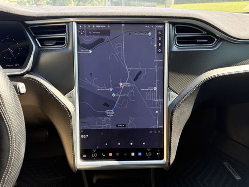2015 Tesla S70D — photo 28