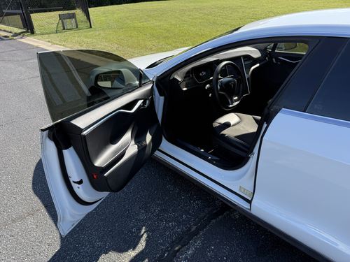 2015 Tesla S70D — photo 36