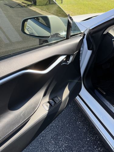 2015 Tesla S70D — photo 37