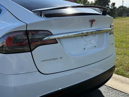 2017 Tesla X75D 90D — photo 9