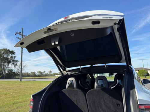 2017 Tesla X75D 90D — photo 11