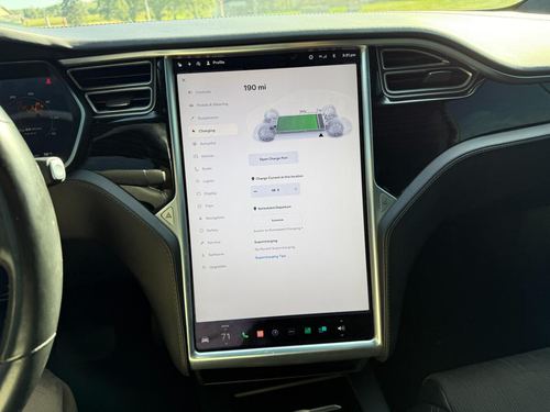 2017 Tesla X75D 90D — photo 16