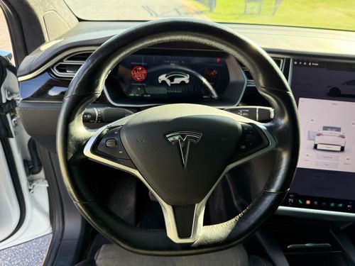 2017 Tesla X75D 90D — photo 24
