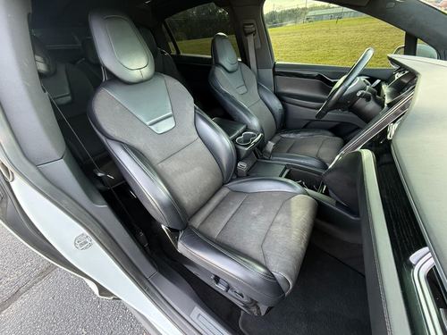 2017 Tesla X75D 90D — photo 45