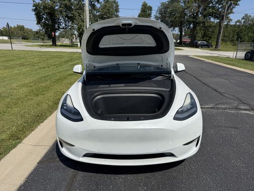 2021 Tesla Y Lr Long Range Dual Motor All-Wheel Drive — photo 4