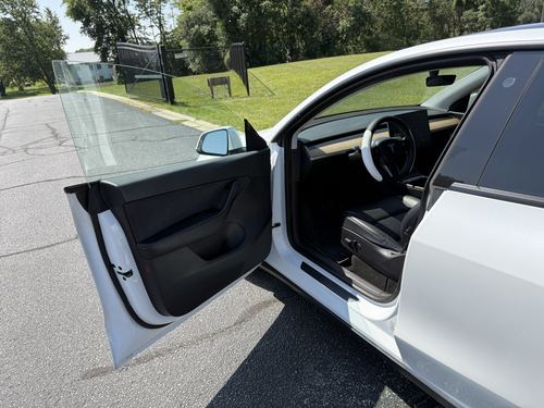 2021 Tesla Y Lr Long Range Dual Motor All-Wheel Drive — photo 35