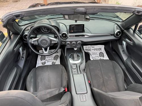2017 Fiat 124 Spider — photo 17