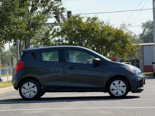 2017 Chevrolet Spark — photo 11