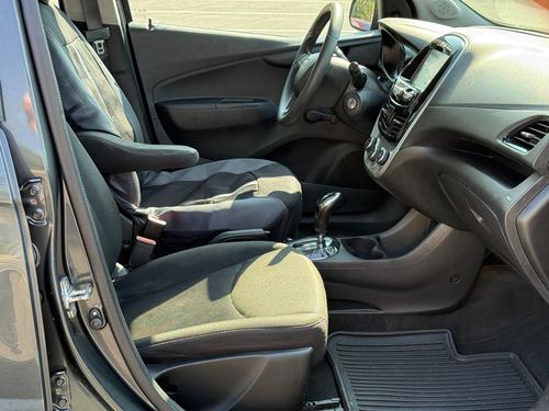 2017 Chevrolet Spark — photo 20