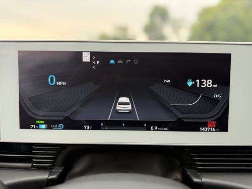 2022 Hyundai Ioniq 5 — photo 22