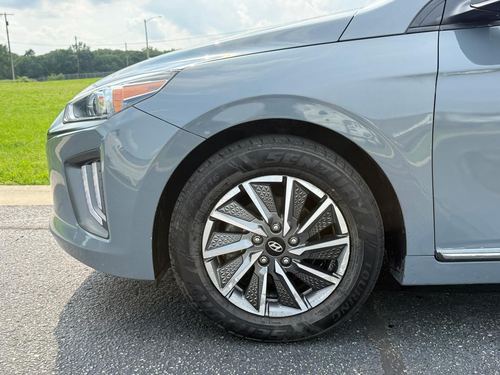 2021 Hyundai Ioniq — photo 8