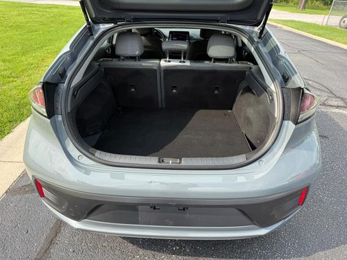 2021 Hyundai Ioniq — photo 14