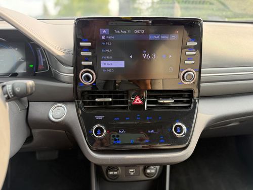 2021 Hyundai Ioniq — photo 22
