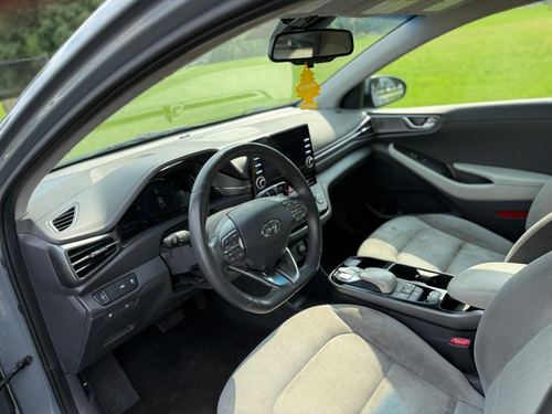 2021 Hyundai Ioniq — photo 27