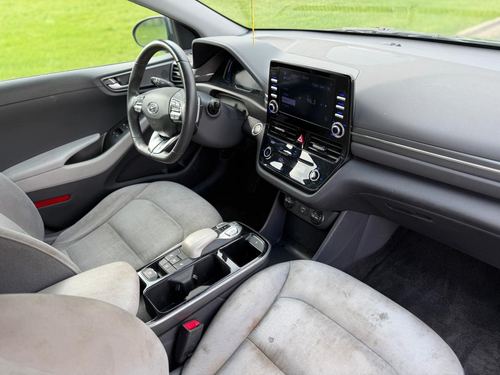 2021 Hyundai Ioniq — photo 44
