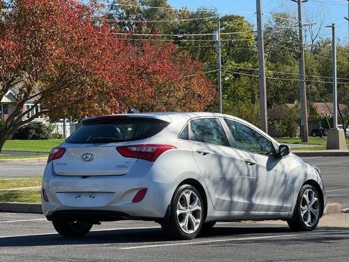 2013 Hyundai Elantra — photo 7