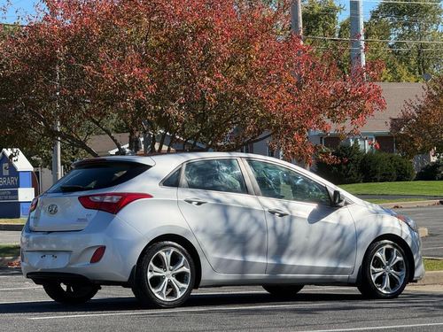 2013 Hyundai Elantra — photo 8