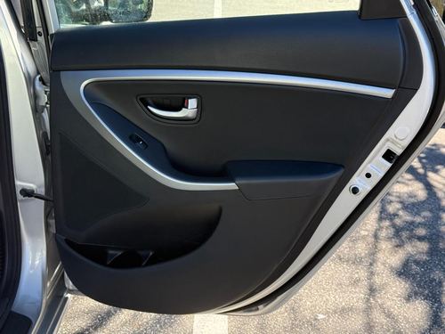 2013 Hyundai Elantra — photo 34
