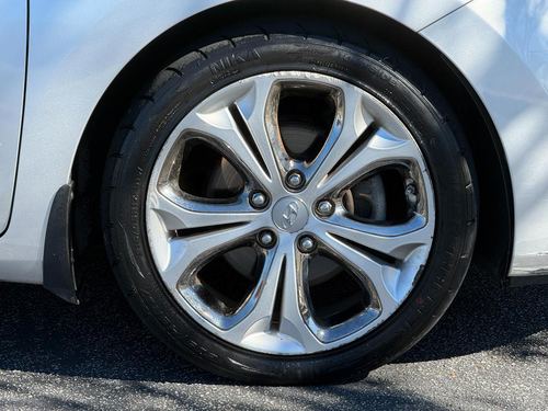 2013 Hyundai Elantra — photo 14