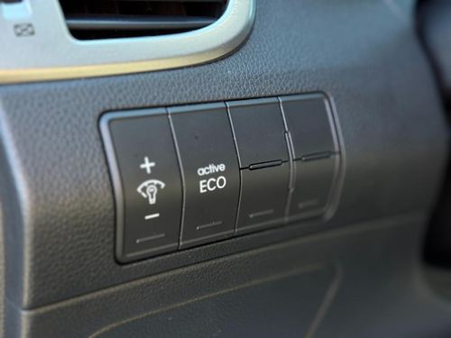 2013 Hyundai Elantra — photo 25