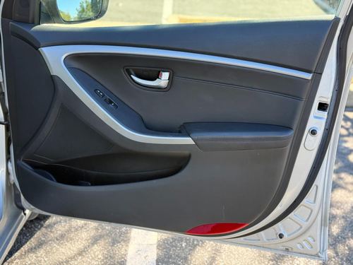 2013 Hyundai Elantra — photo 33