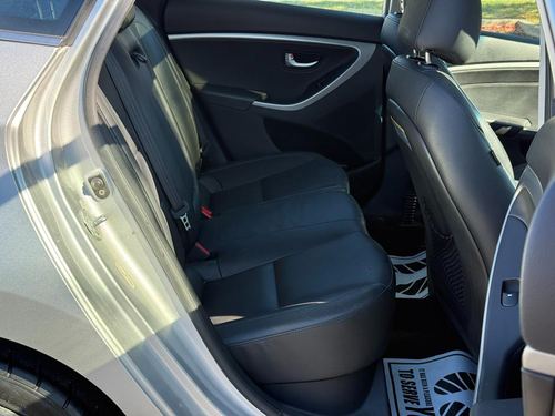 2013 Hyundai Elantra — photo 30