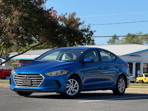 2017 Hyundai Elantra — photo 3