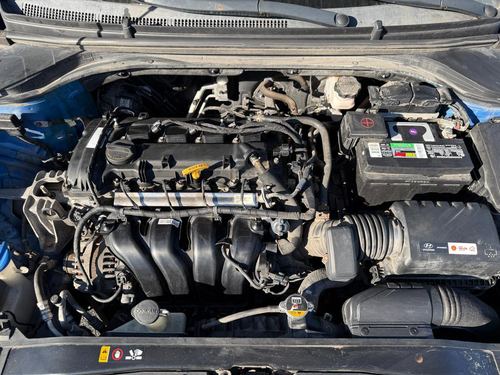 2017 Hyundai Elantra — photo 37