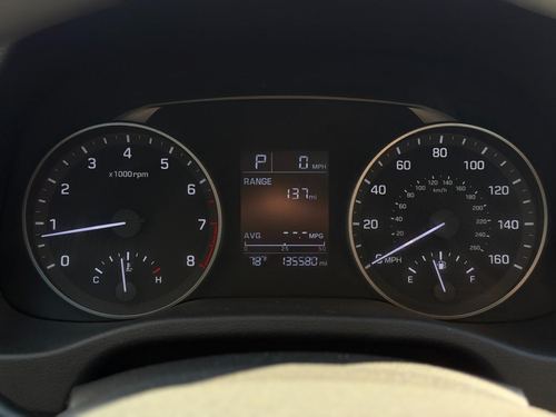 2017 Hyundai Elantra — photo 38