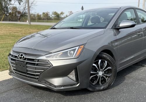 2020 Hyundai Elantra — photo 3
