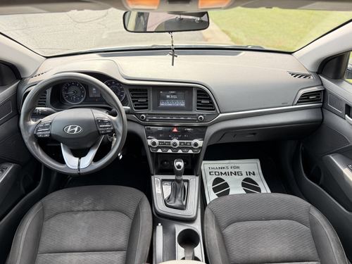 2020 Hyundai Elantra — photo 14