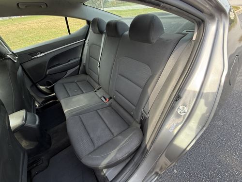 2020 Hyundai Elantra — photo 22