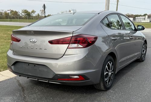 2020 Hyundai Elantra — photo 39