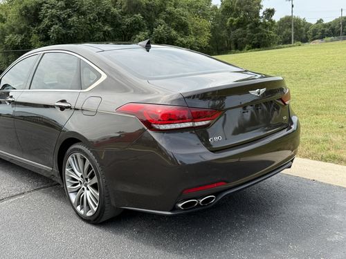 2017 Genesis G80 — photo 12