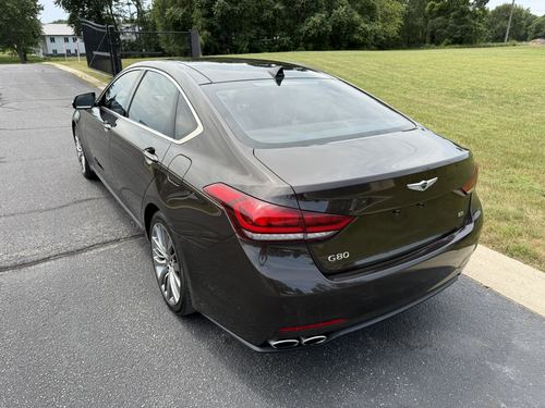 2017 Genesis G80 — photo 14