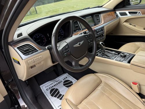 2017 Genesis G80 — photo 27