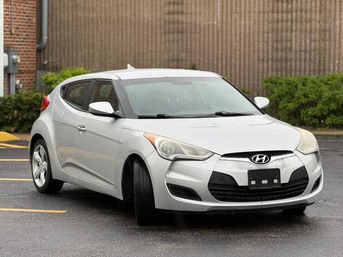 2015 Hyundai Veloster — photo 16